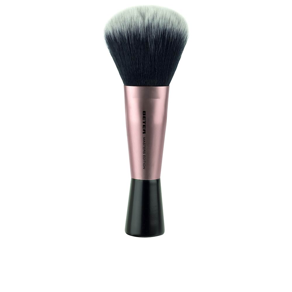 Masterfully Designed Powder Brush