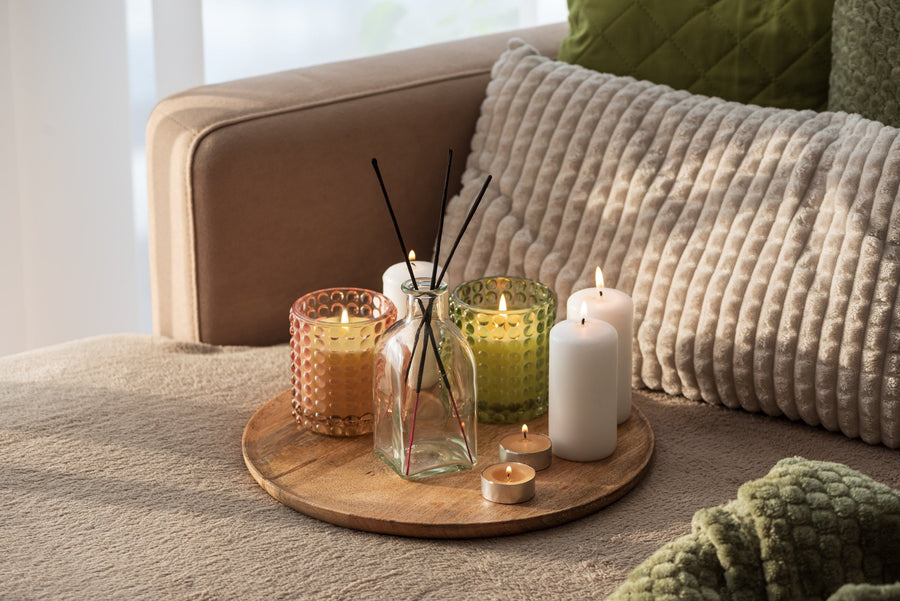 Home Fragrance: Candle, Diffuser or Room Spray?