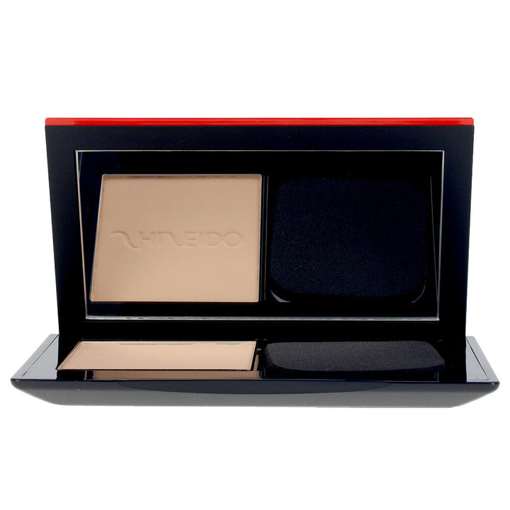 Compact cream-to-powder foundation, shade 130, 50 ml, pressed powder finish