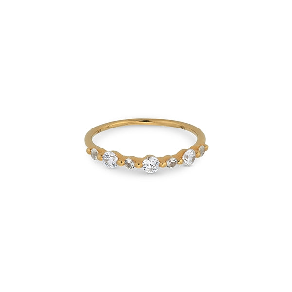 Radiant Minimalist Diamond Band in Yellow Gold