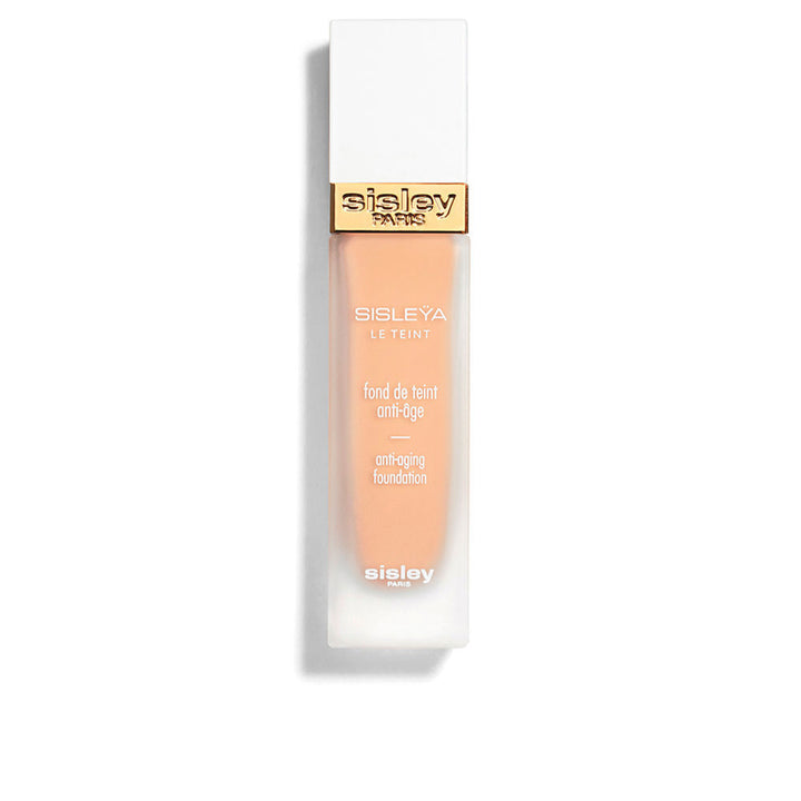 30 ml oil‑free fluid foundation in 2N Ivory Beige, pump bottle