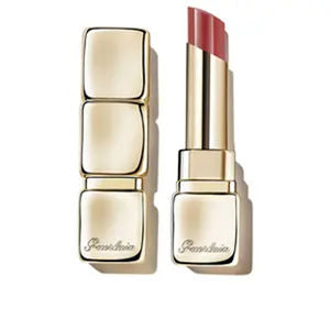 Sheer pink hydrating lip balm stick, 3.2 g, glossy finish