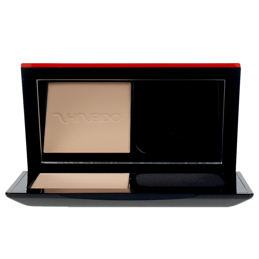 Compact cream-to-powder foundation shade 340 in sleek refillable compact